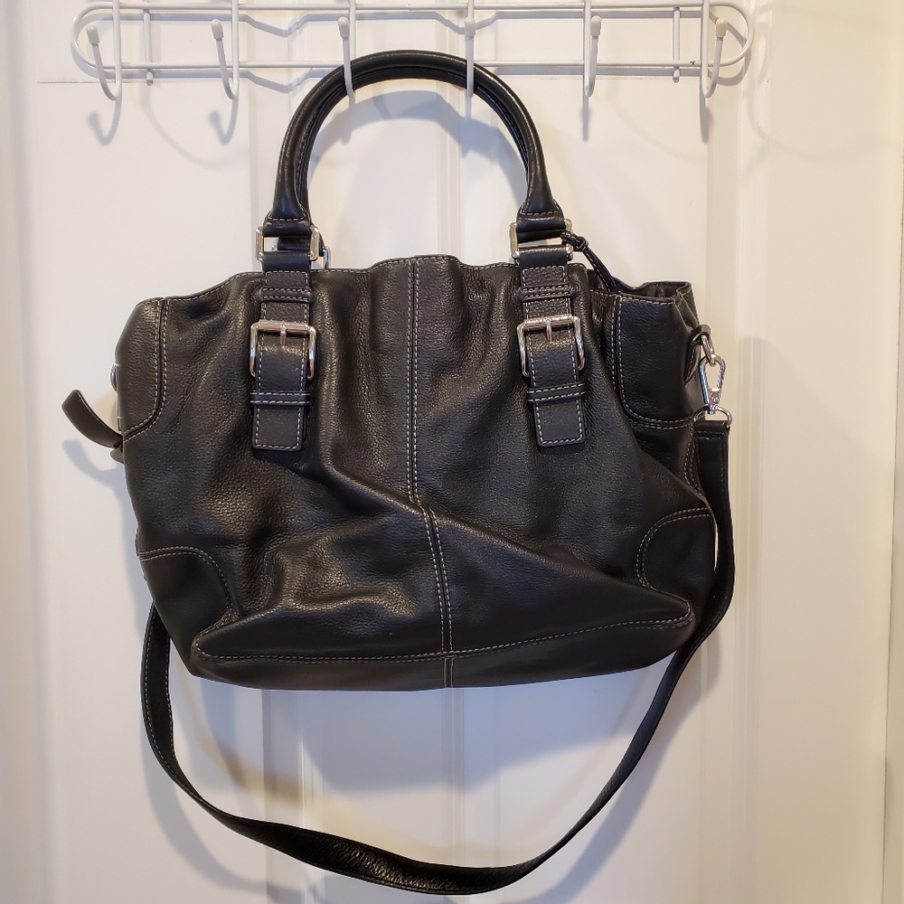 Michael Kors leather black purse - Picture 1 of 12